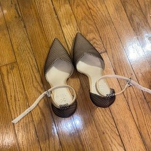 Vince Camuto VC Maverna Heel With Black Netting